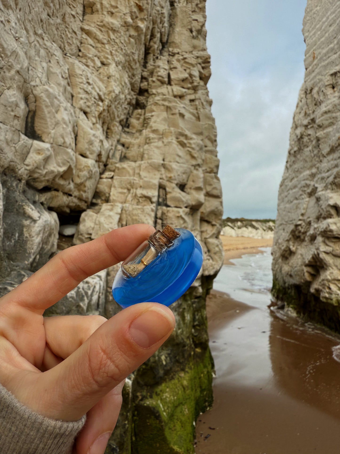 micro ripple: message in a bottle. Jazshouse x fauxfae 136