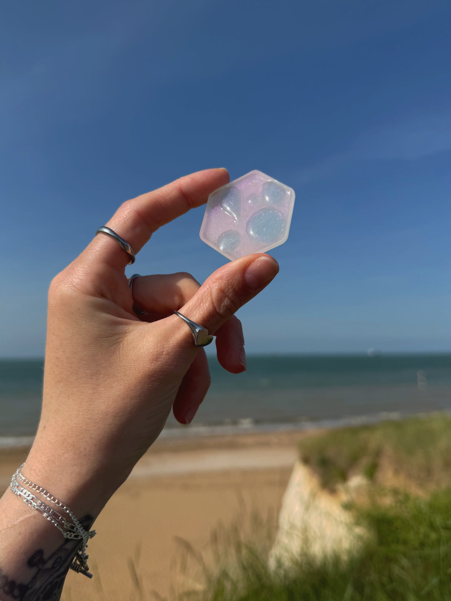 Pink water drop XL hexagon