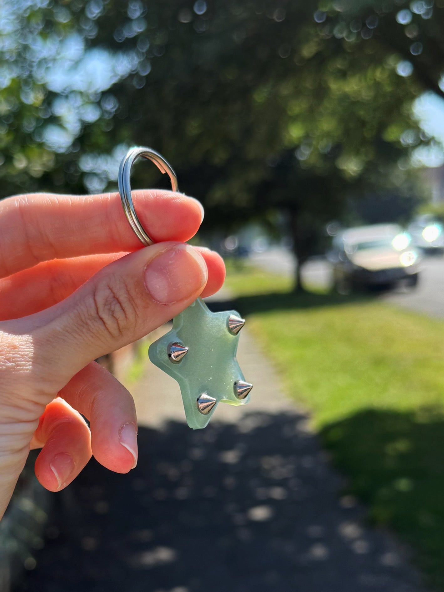 Bella star: spike quad keyring