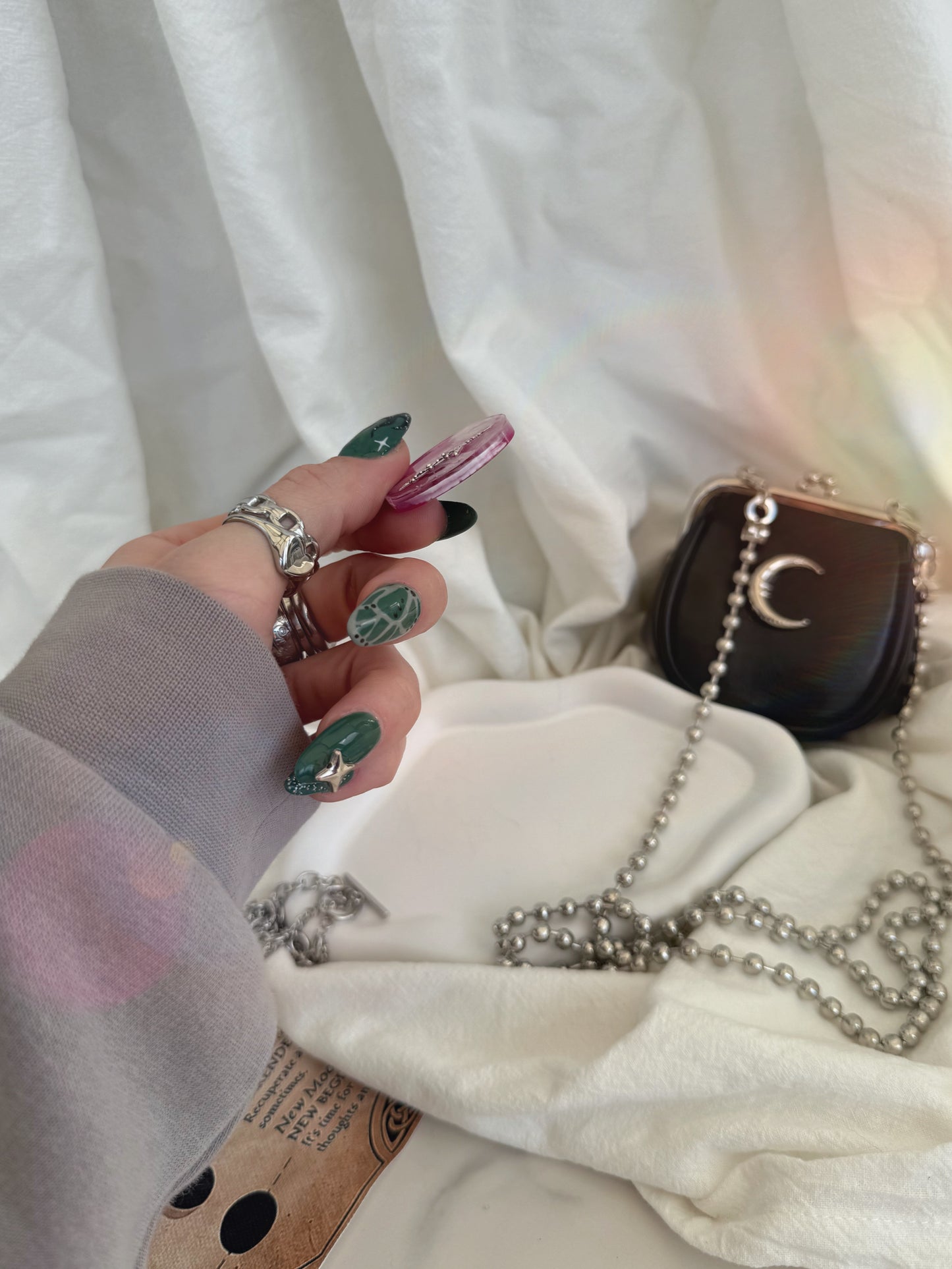 Micro oval: pink sword