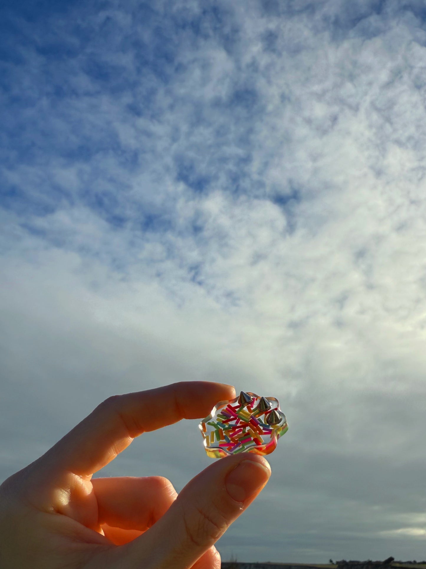 Wiggly safe spike sprinkles