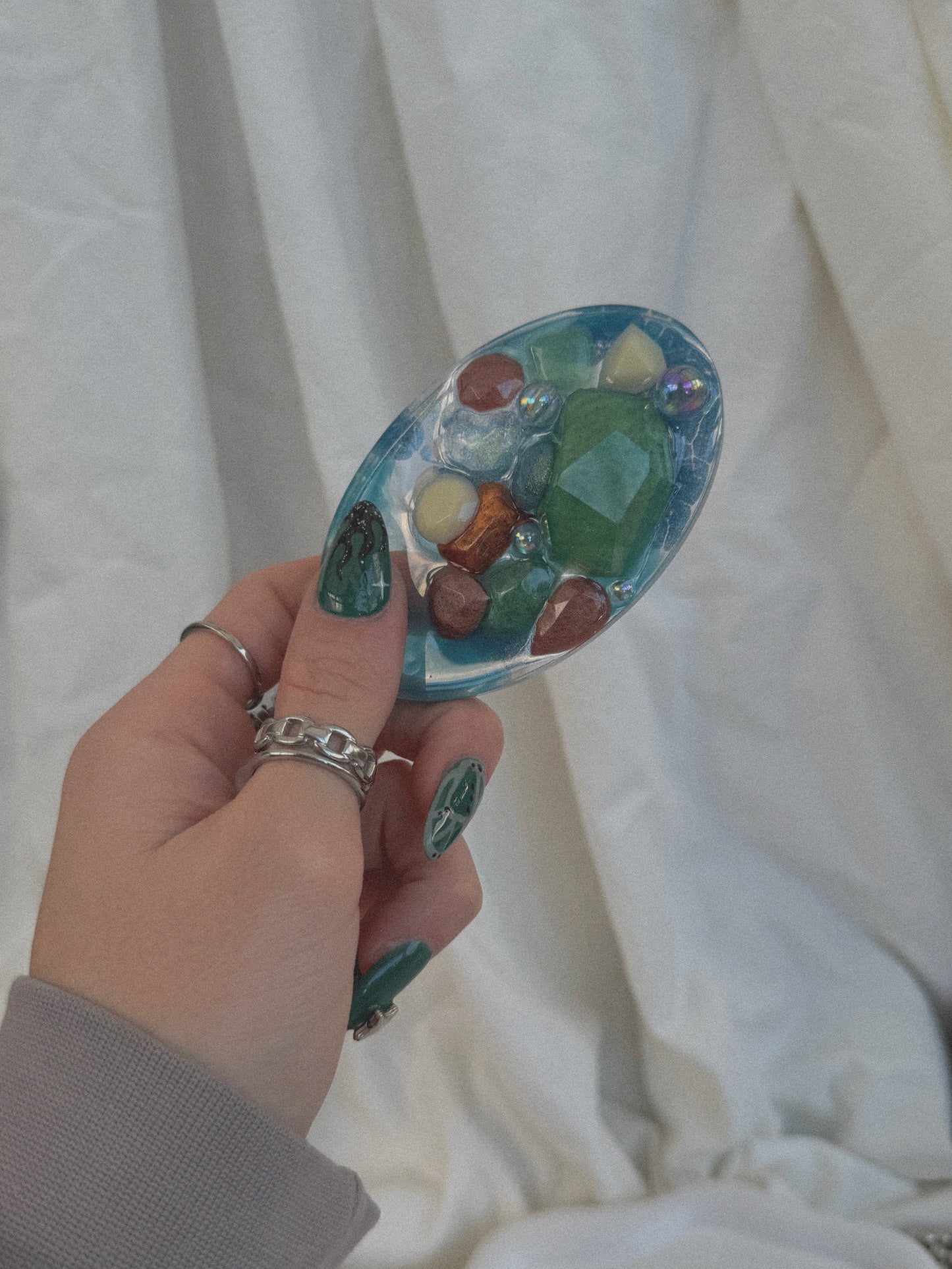 Oval tinker: emerald cave