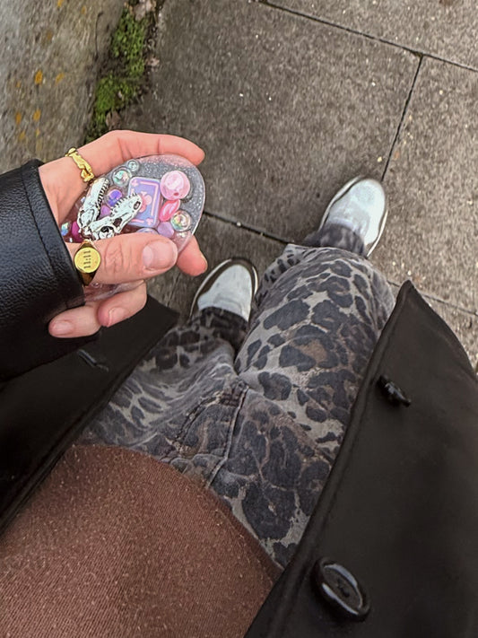 Oval tinker: love potion 111