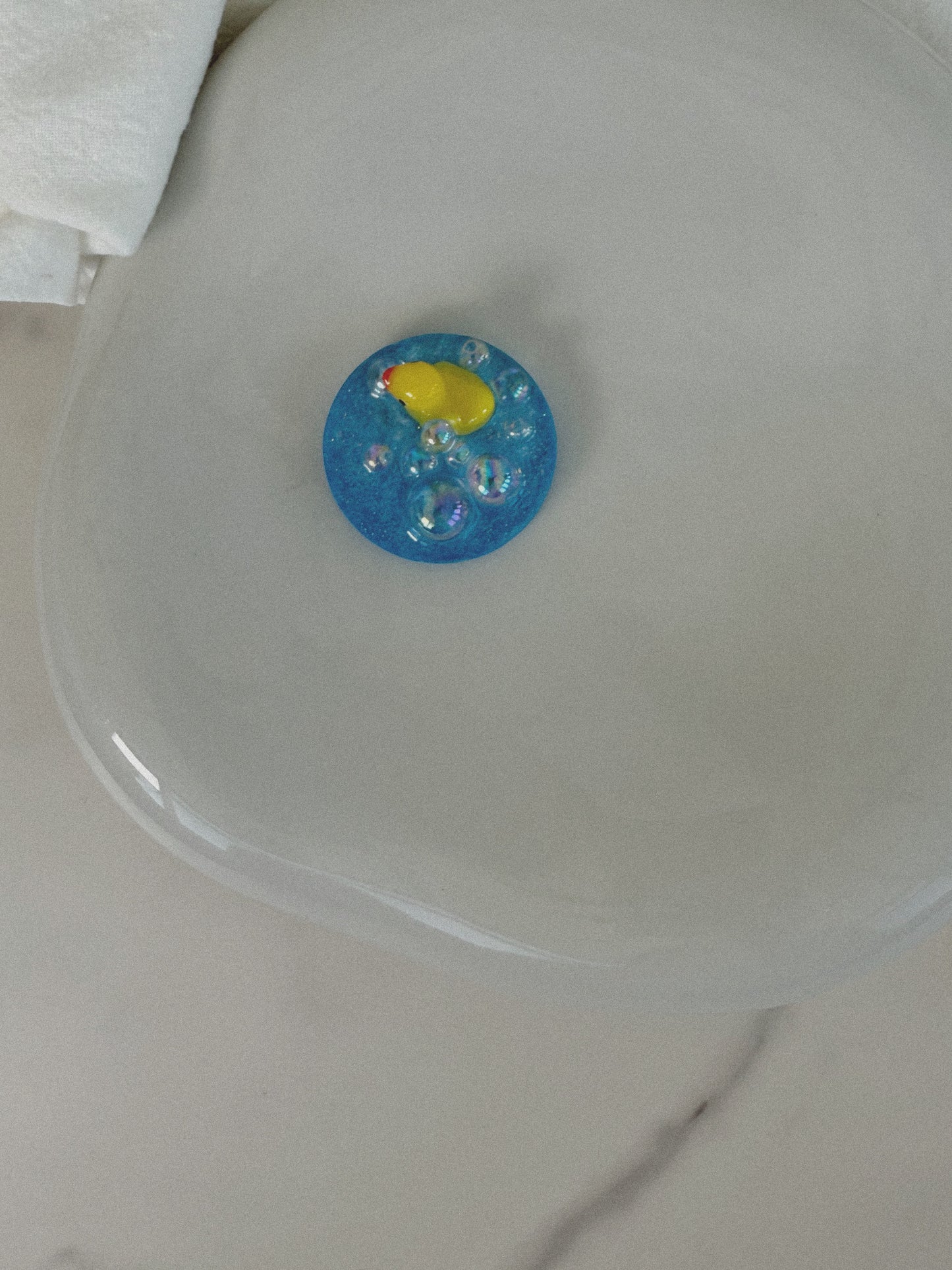 Micro orb: bubble bath